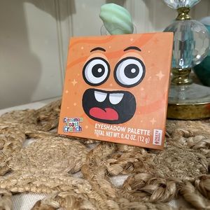 Cinnamon toast crunch eyeshadow palette